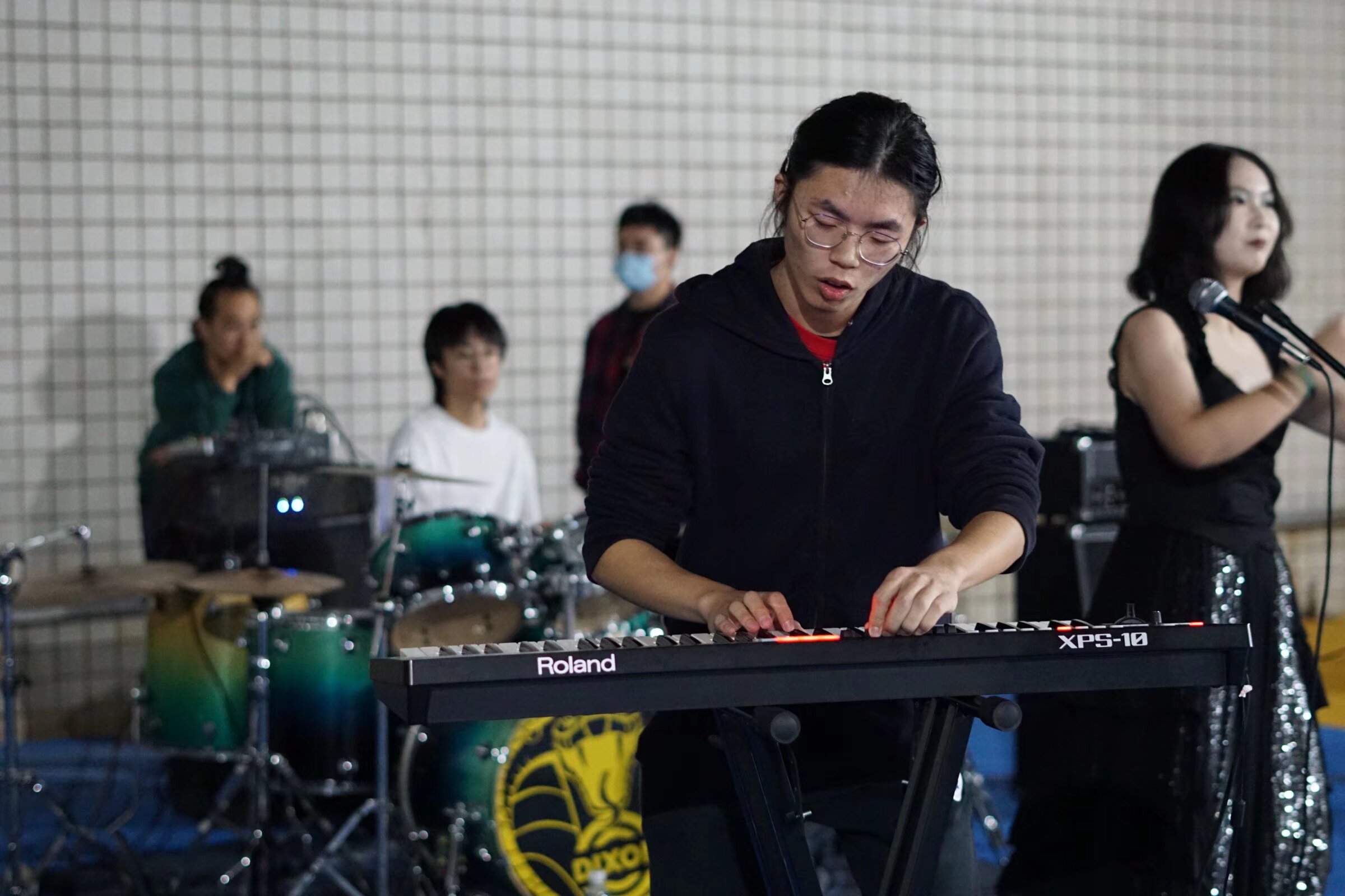 零号乐队 Performance